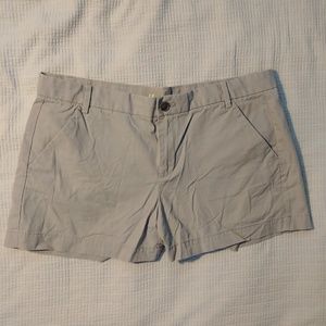 Sunkissed gray khaki Gap shorts